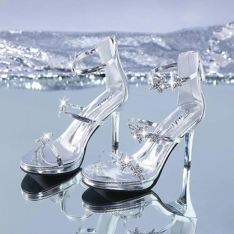 Lustra – evokes shine and luxury